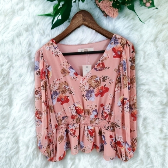 Philosophy Tops - Philosophy long sleeve floral top